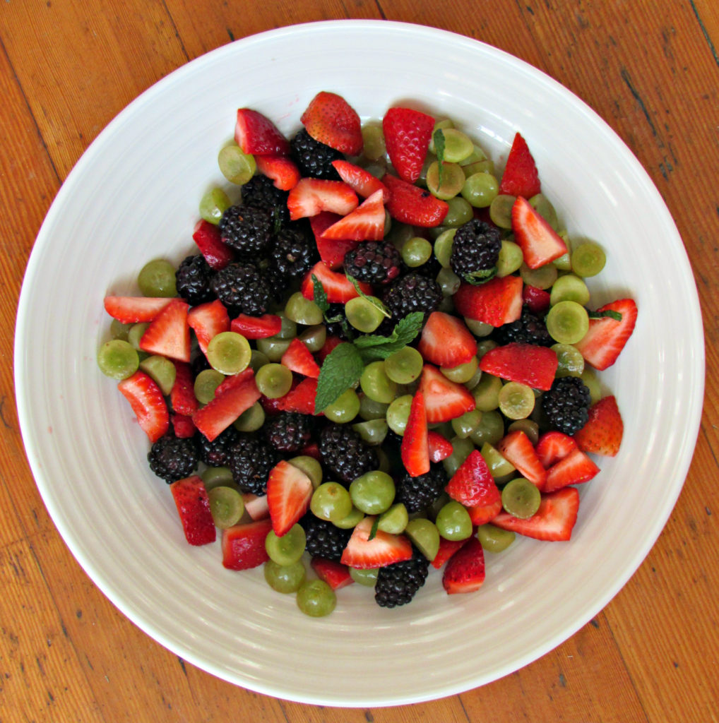 Healthy Fruit Salad with Vanilla Mint Dressing - Chicago Jogger